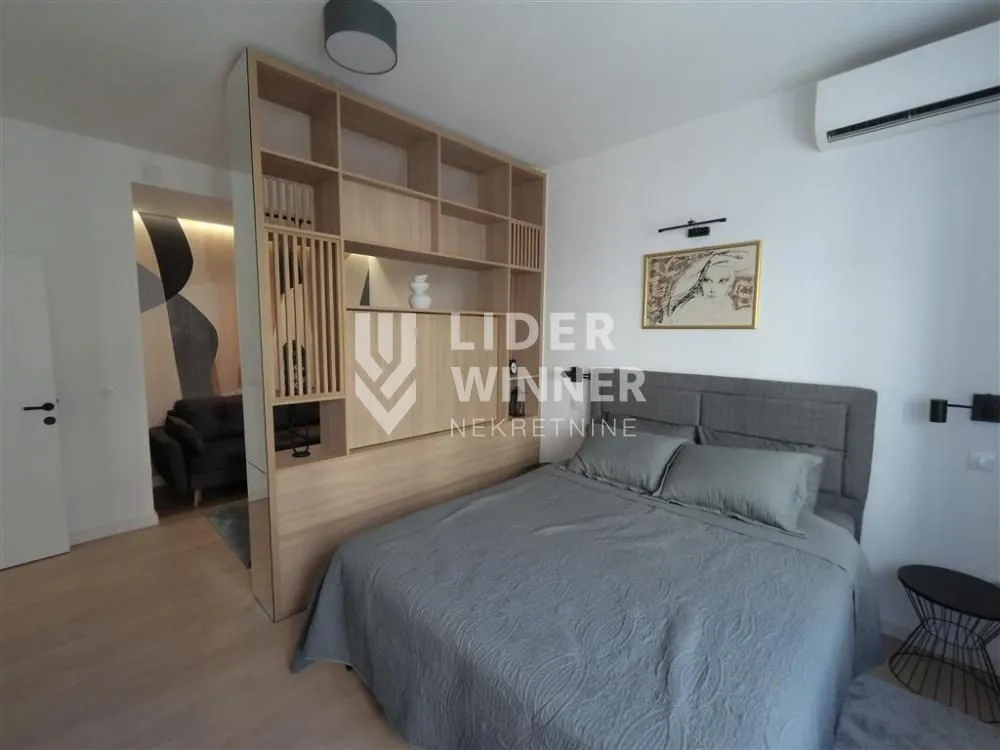 Sale, three bedroom apartment, 68m², Savski Venac, Beograd