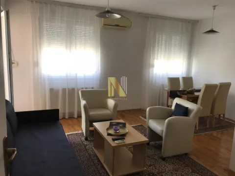Izdavanje, dvosoban stan, 49m², Centar, Novi Sad - image 1
