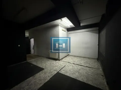 Rent, office space, 165m², Jagodina, Srbija - image 8