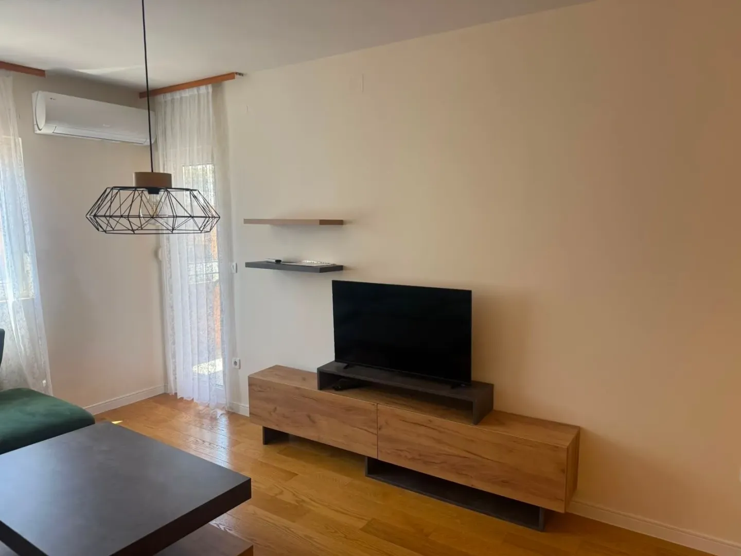 Rent, one bedroom apartment, 49m², Central Point, Podgorica