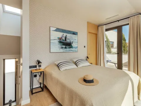 Sale, two bedroom apartment, 179m², Porto Montenegro, Tivat - image 69