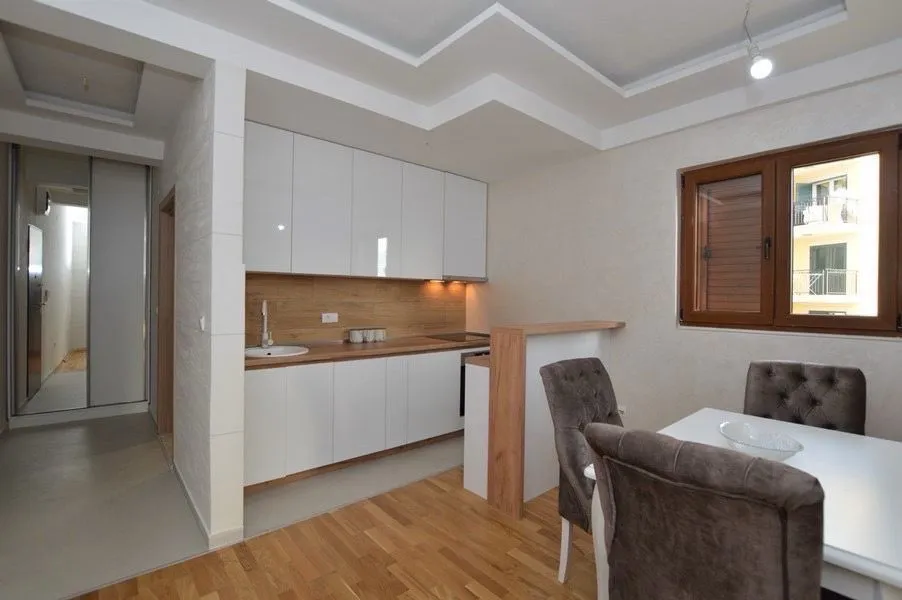 Prodaja, stan, 69m², Tivat, Crna Gora