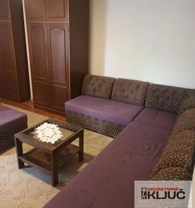 Izdavanje, jednosoban stan, 40m², Liman 4, Novi Sad Sve Podlokacije
