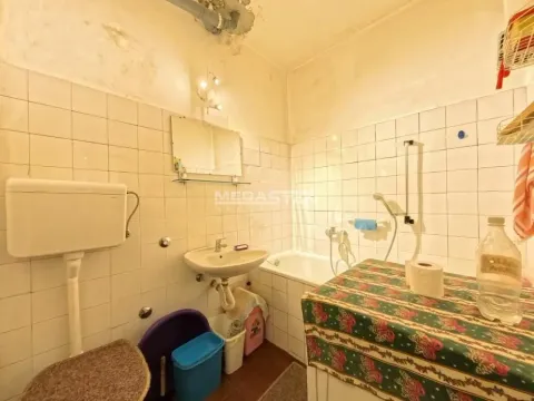 Prodaja, dvosoban stan, 64m², Borča 1, Borča Sve Podlokacije - image 9