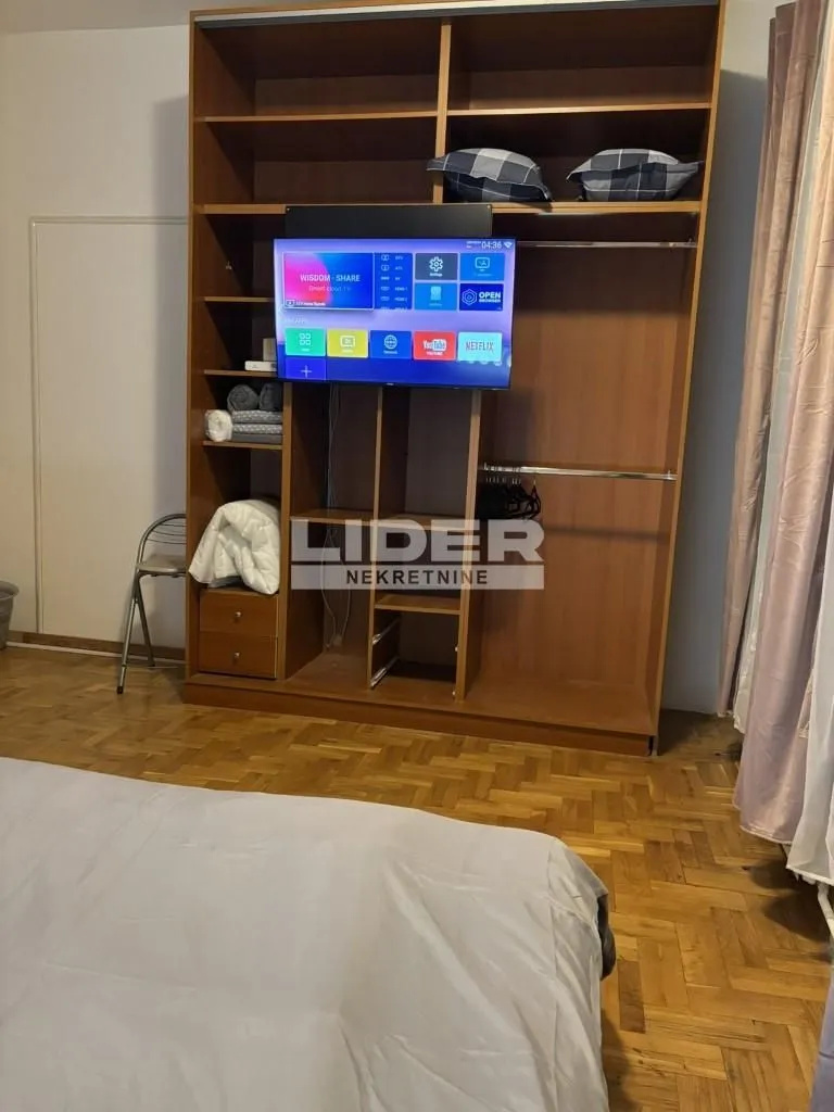 Rent, two bedroom apartment, 55m², Stari Grad, Beograd