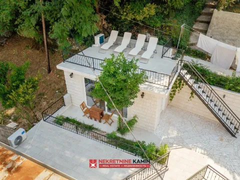 Sale, three bedroom apartment, 103m², Muo, Kotor - image 20