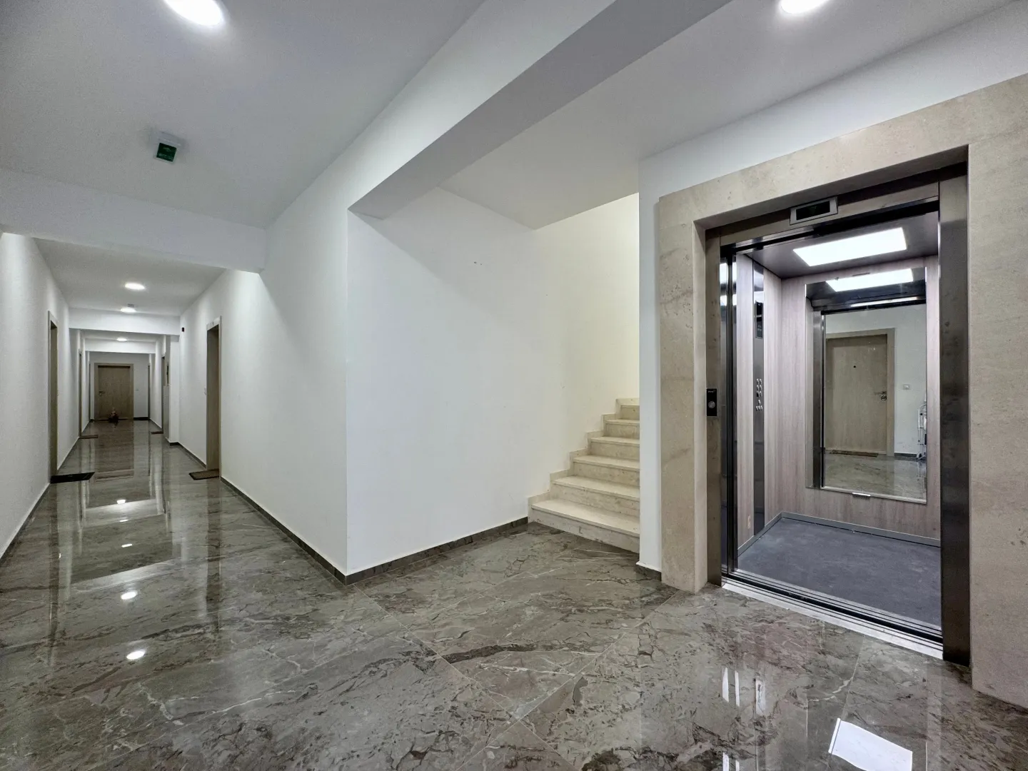 Rent, one bedroom apartment, 45m², Centar, Budva