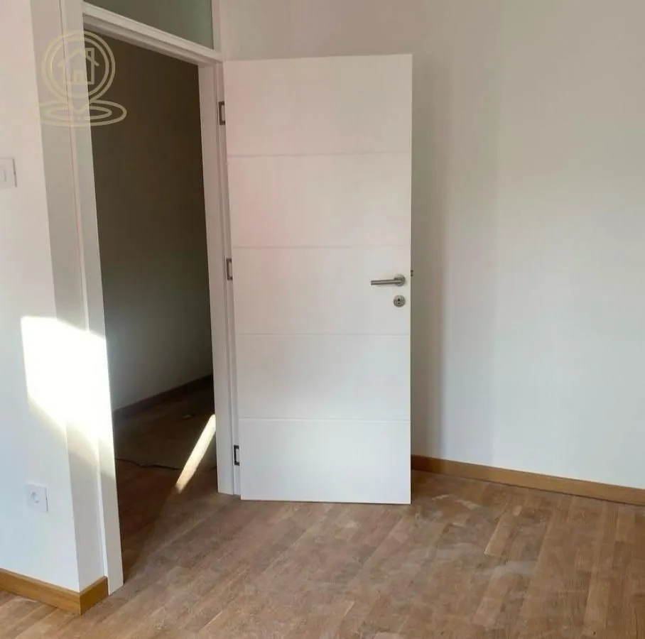 Prodaja, četvorosoban stan, 79m², Medijana, Niš