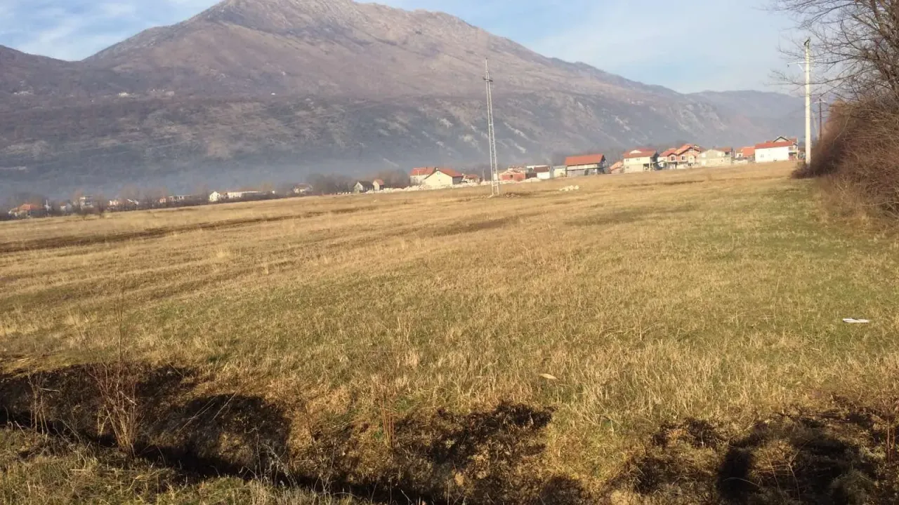 Sale, land lot, 3459m², Danilovgrad, Crna Gora