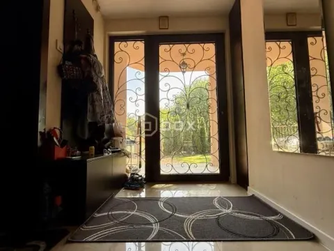 Sale, house, 180m², Donja Vrežina, Niš - image 37