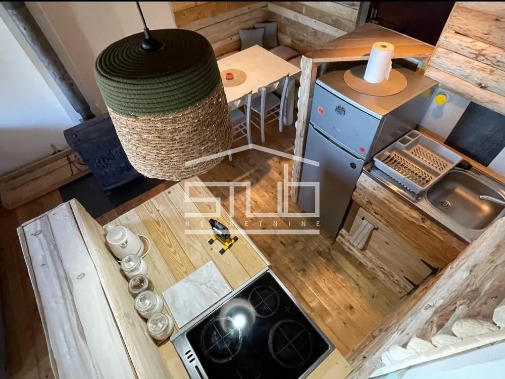 Prodaja, kuća, 77m², Kraljevi Čardaci, Kopaonik