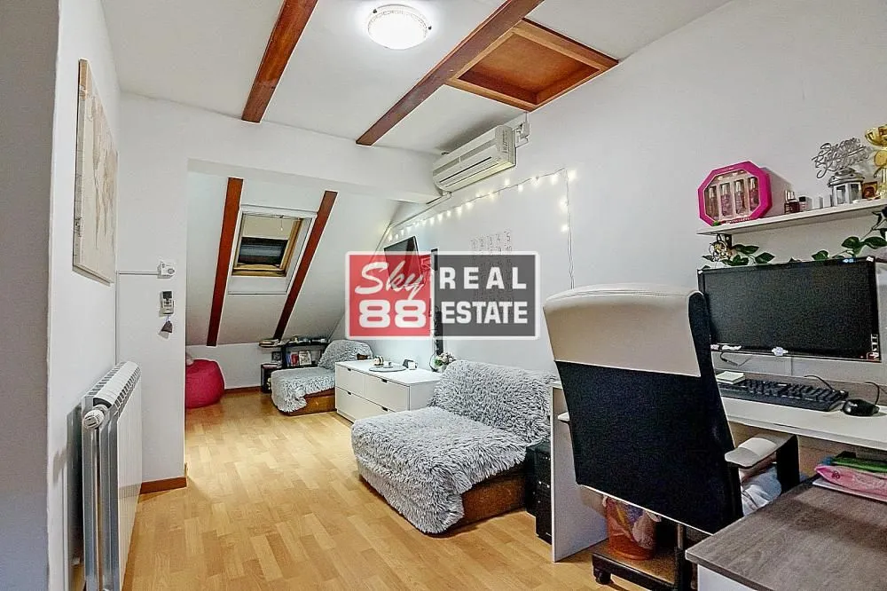 Sale, four bedroom apartment, 104m², Stari Grad, Beograd