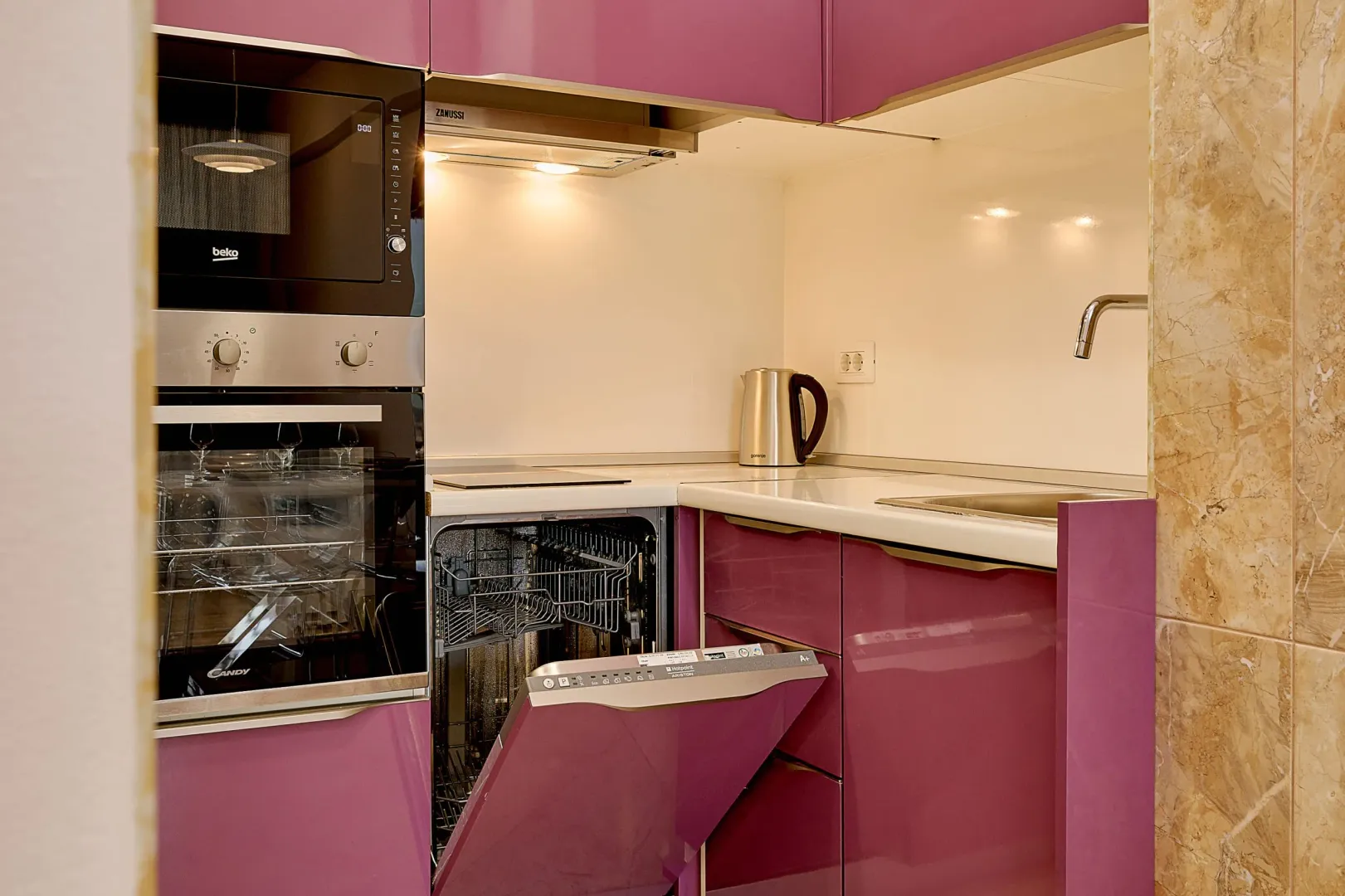 Daily-rent, two bedroom apartment, 50m², Bečići, Budva