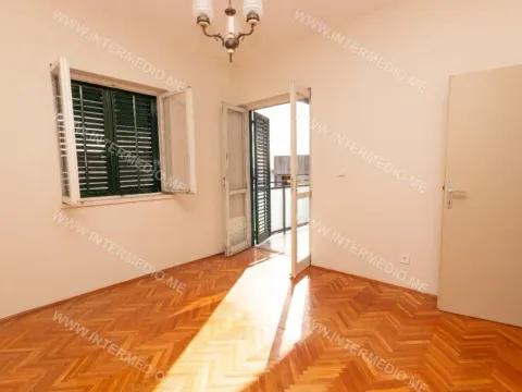 Sale, house, 213m², Centar, Herceg Novi - image 10