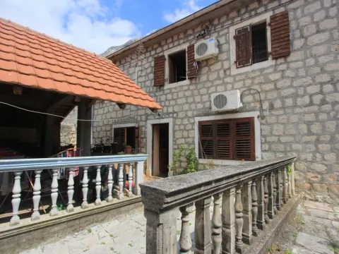 Sale, house, 261m², Dobrota, Kotor - image 5