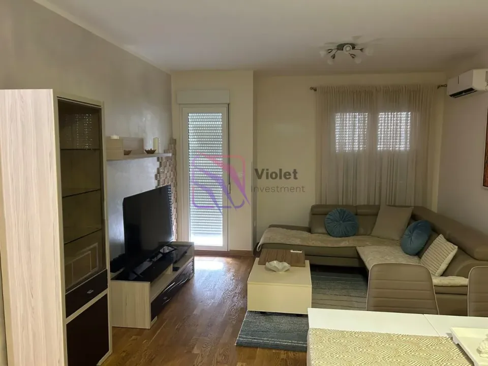 Rent, two bedroom apartment, 64m², City Kvart, Podgorica