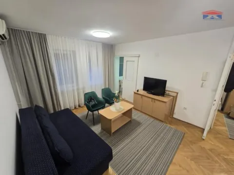 Izdavanje, jednosoban stan, 30m², Sajmište, Novi Sad - image 1