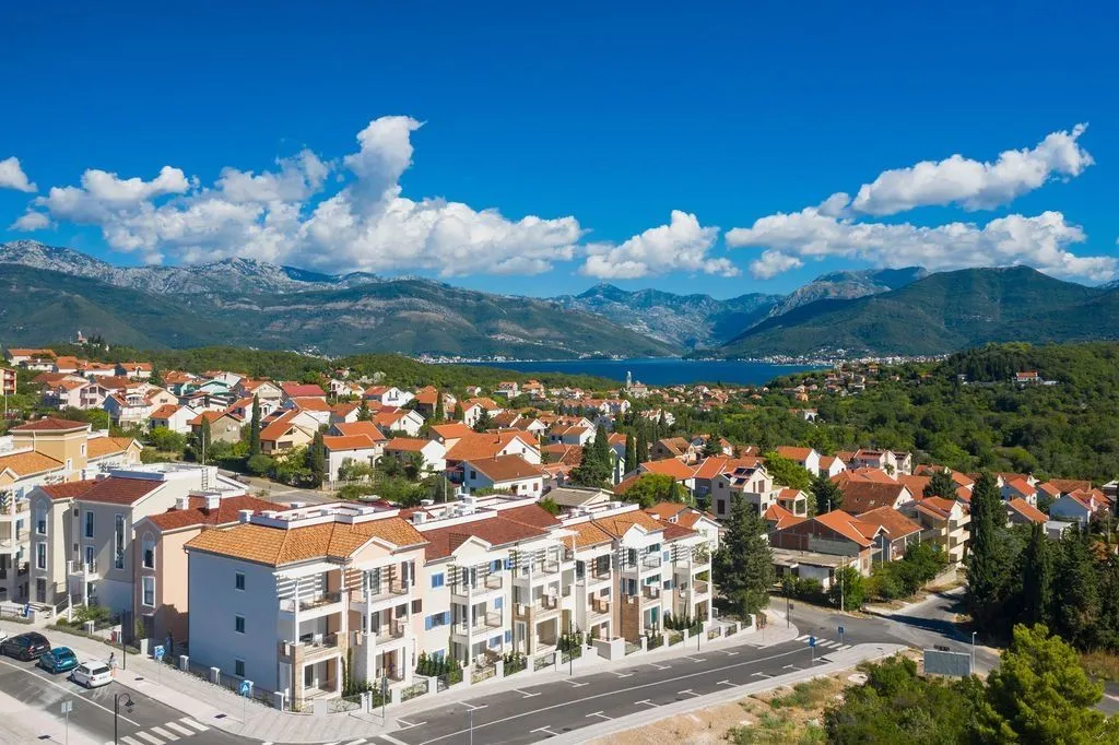 Prodaja, dvosoban stan, 100m², Luštica, Tivat