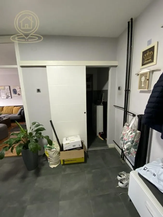 Prodaja, trosoban stan, 70m², Medijana, Niš