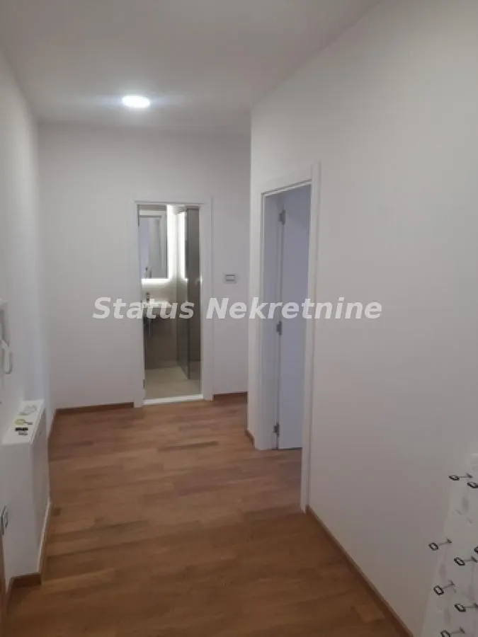 Prodaja, trosoban stan, 65m², Telep, Novi Sad Sve Podlokacije