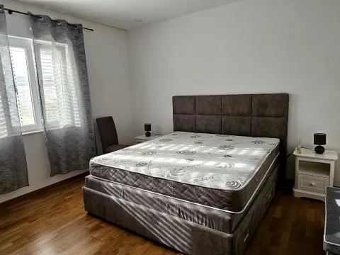 Rent, two bedroom apartment, 110m², Radanovići, Kotor - image 4