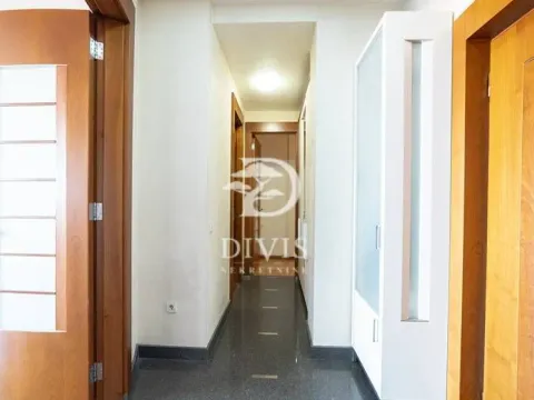 Sale, three bedroom apartment, 150m², Banovo Brdo, Beograd - image 13