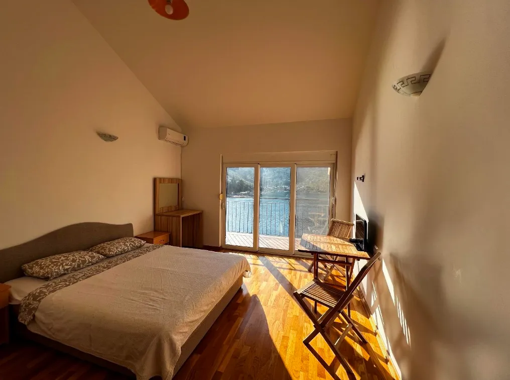 Prodaja, kuća, 148m², Lepetani, Tivat