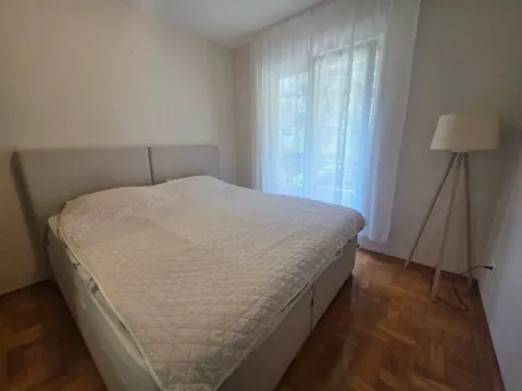 Sale, one bedroom apartment, 55m², Petrovac, Budva - image 2