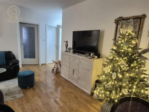 Prodaja, trosoban stan, 66m², Podbara, Novi Sad Sve Podlokacije - image 11