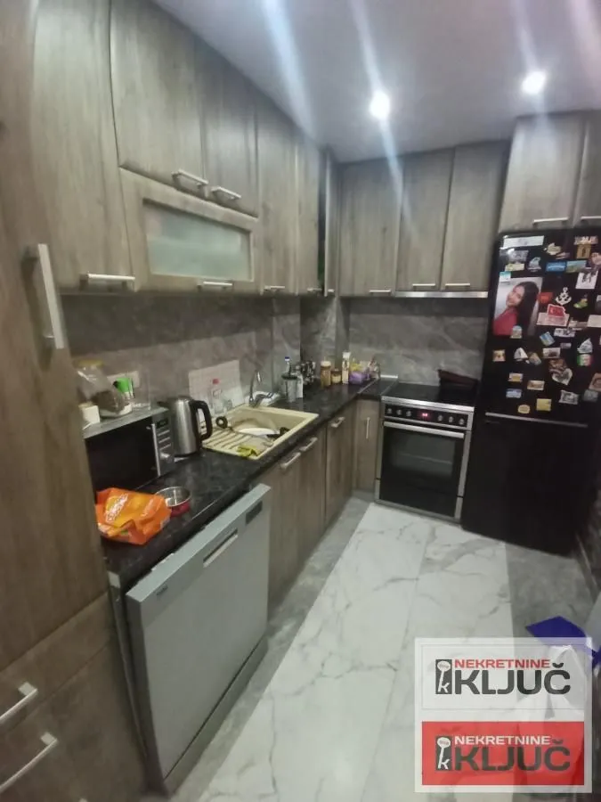 Prodaja, dvosoban stan, 62m², Liman 1, Novi Sad Sve Podlokacije