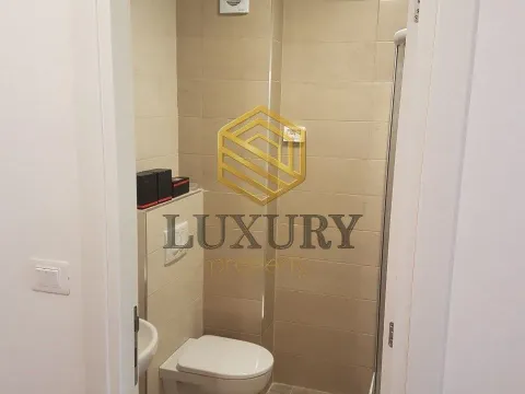 Izdavanje, jednosoban stan, 43m², City Kej, Podgorica - image 8