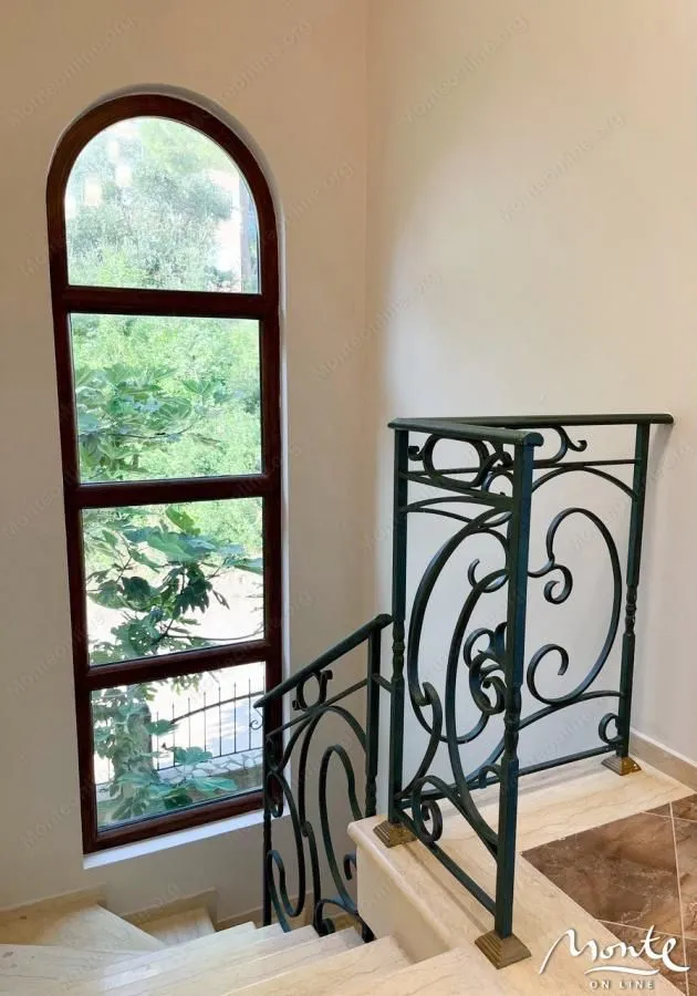 Sale, house, 200m², Bar, Crna Gora