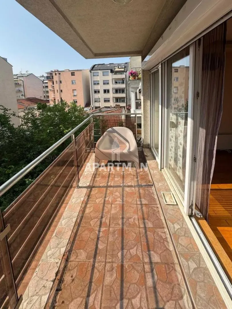 Rent, three bedroom apartment, 113m², Vračar Hram, Vračar Sve Podlokacije