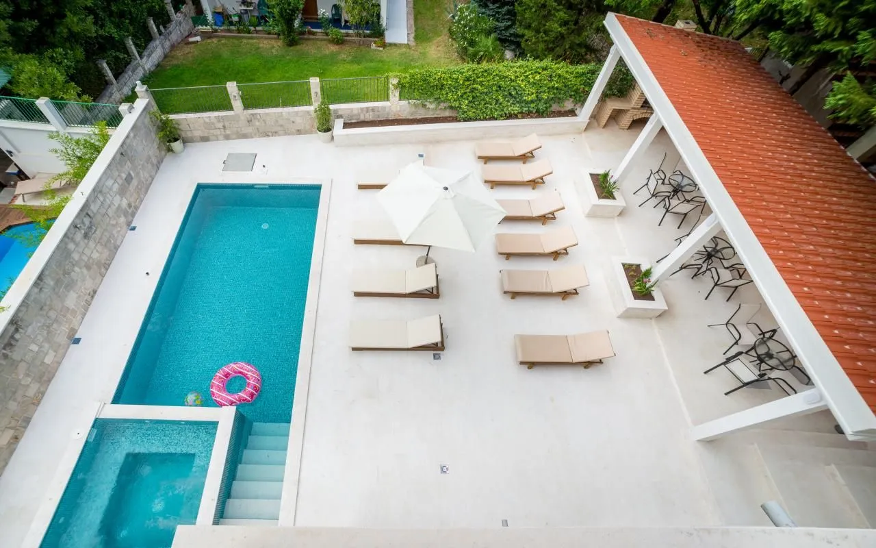 Prodaja, kuća, 350m², Stoliv, Kotor