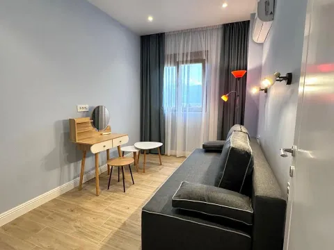 Rent, two bedroom apartment, 68m², Donja Lastva, Tivat - image 17