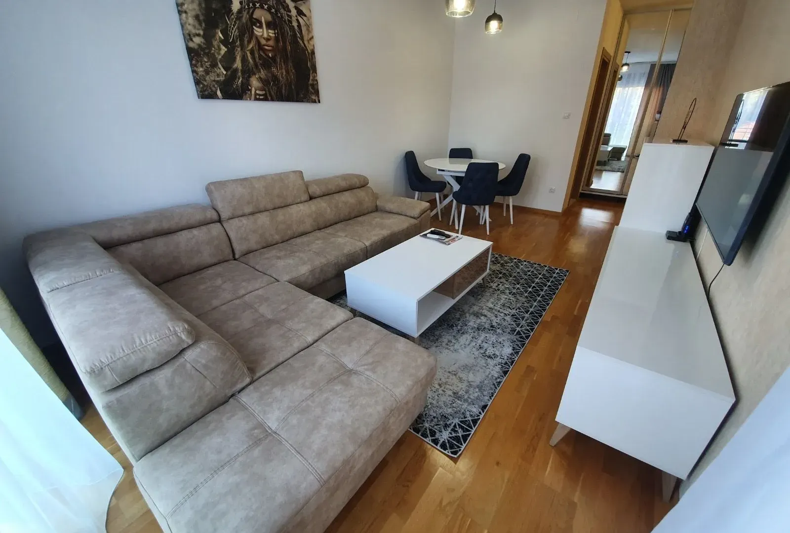 Rent, one bedroom apartment, 48m², Bečići, Budva