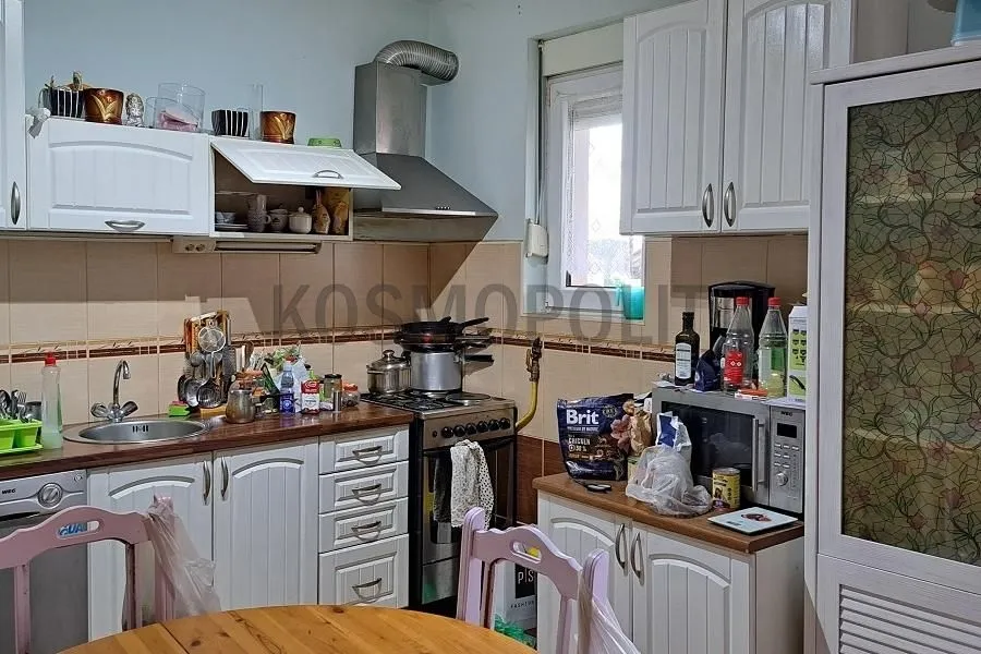 Sale, four bedroom apartment, 115m², Petlovo Brdo, Beograd