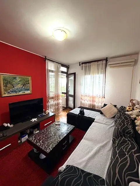 Prodaja, jednosoban stan, 44m², Stari Aerodrom, Podgorica