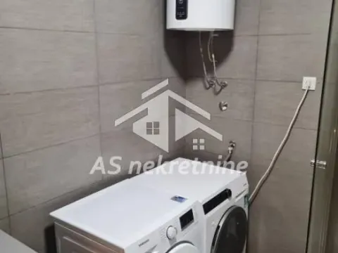 Izdavanje, trosoban stan, 82m², Vračar Hram, Vračar Sve Podlokacije - image 17