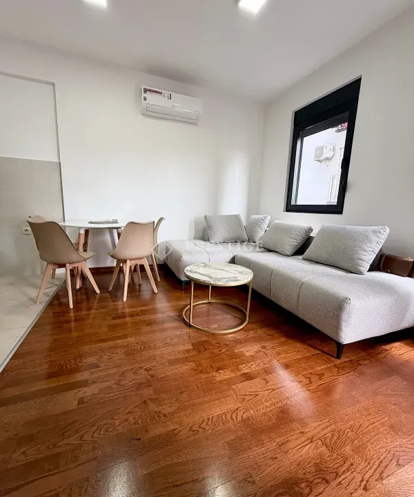 Izdavanje, jednosoban stan, 45m², Ljubović, Podgorica