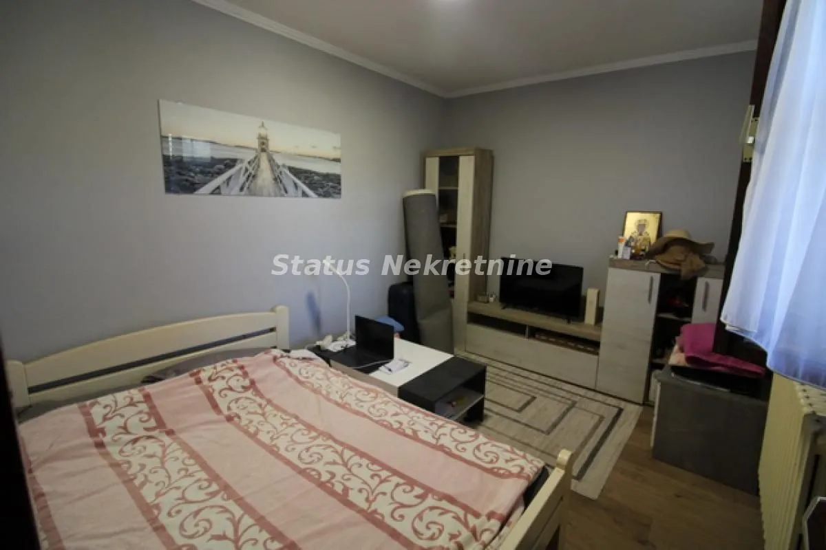Prodaja, kuća, 198m², Sremska Kamenica, Petrovaradin