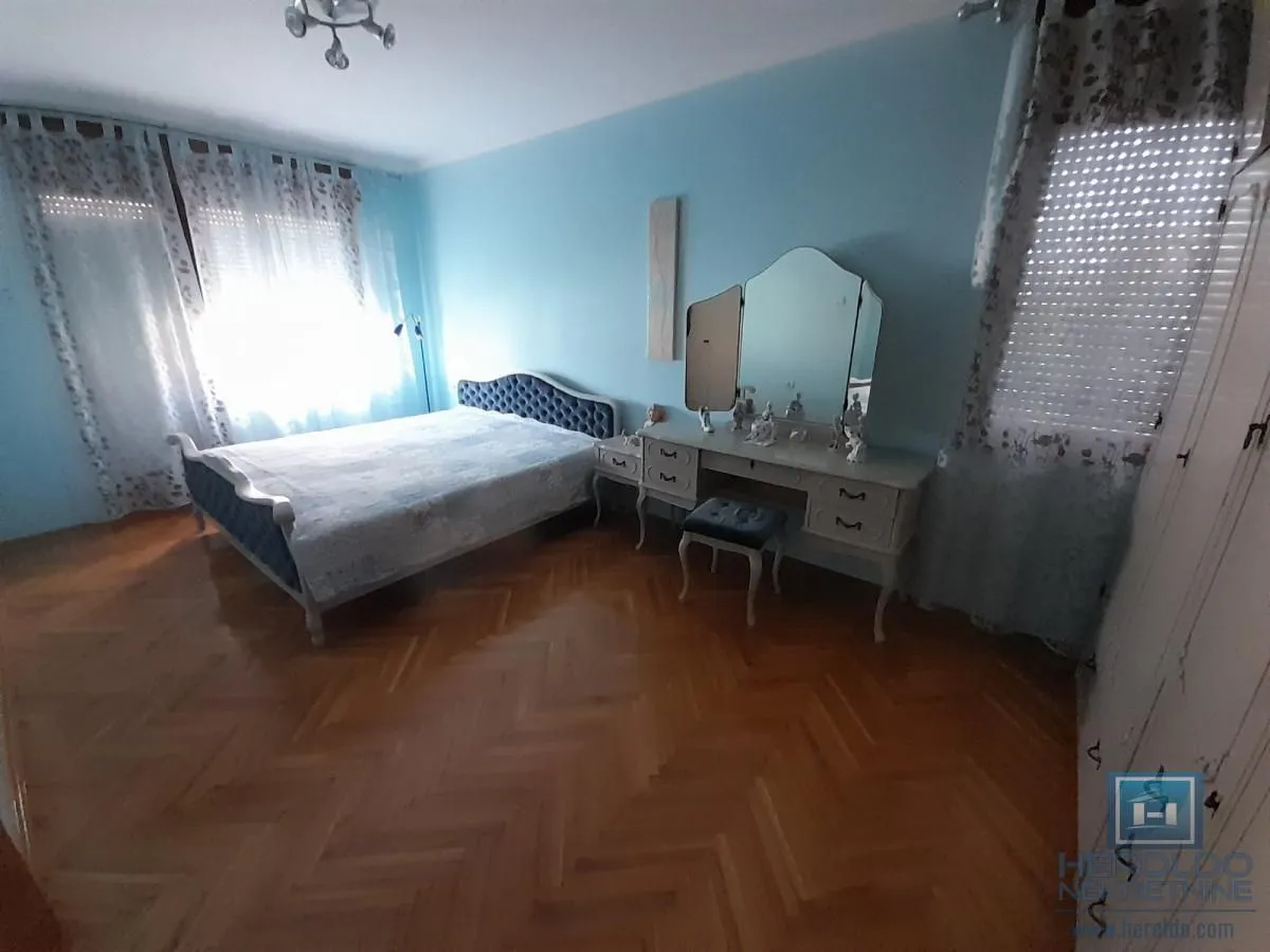 Sale, house, 180m², Centar, Ćuprija