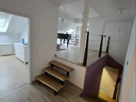 Izdavanje, poslovni prostor, 119m², Centar, Novi Sad - image 9