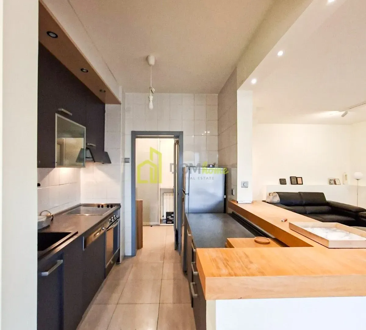 Izdavanje, trosoban stan, 108m², Malo Brdo, Podgorica