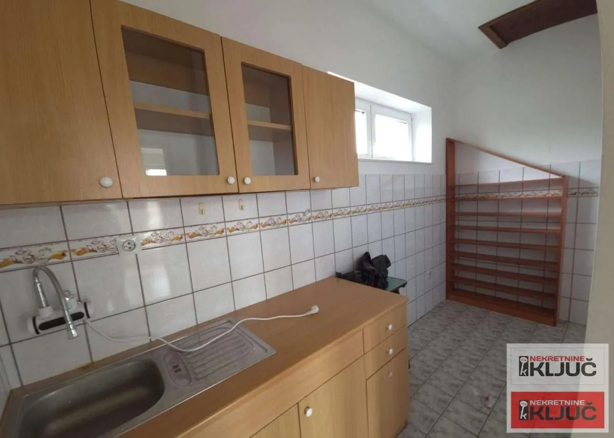Rent, office space, 180m², Klisa, Novi Sad Sve Podlokacije