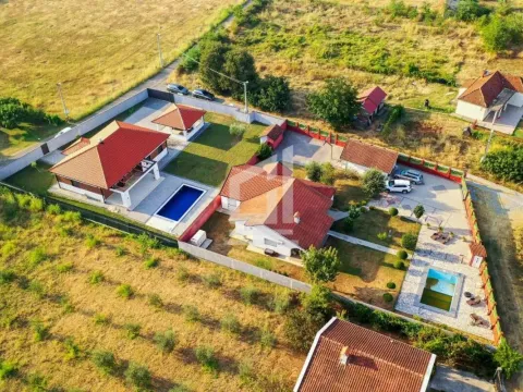 Prodaja, kuća, 200m², Podgorica, Crna Gora - image 13