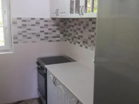 Sale, two bedroom apartment, 75m², Budva, Crna Gora - image 11