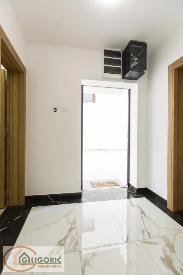 Sale, three bedroom apartment, 86m², Zemun Gardoš, Zemun Sve Podlokacije