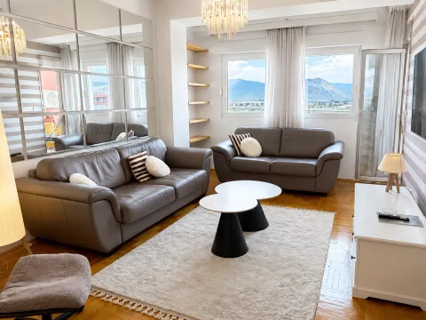 Izdavanje, jednosoban stan, 52m², City Kvart, Podgorica - image 2