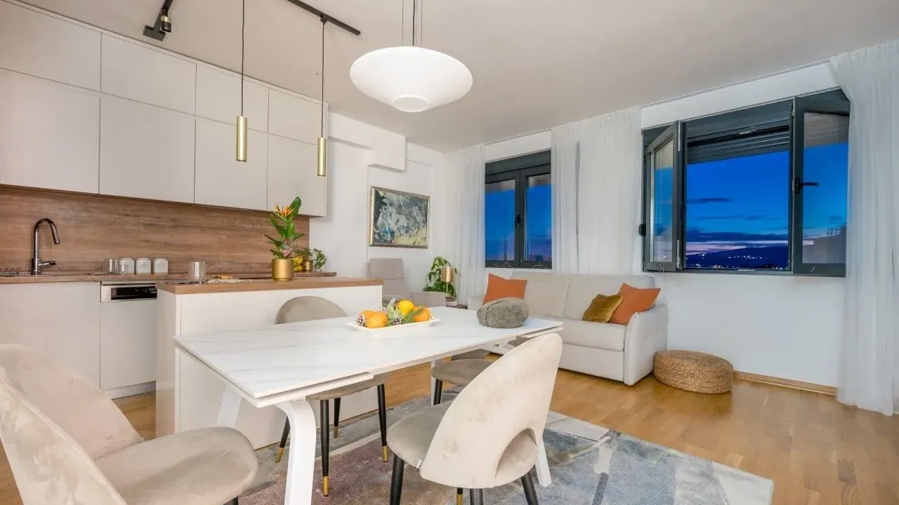 Sale, two bedroom apartment, 63m², Pod Kuk, Tivat